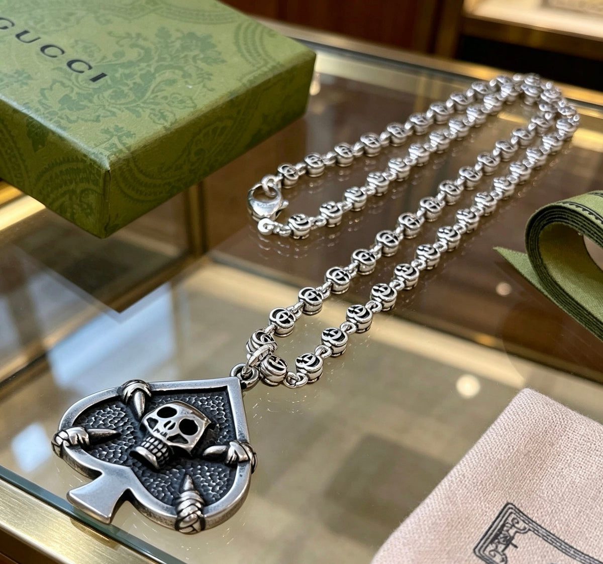 Gucci Anger Forest Skull Chain Distressed Necklace – Style 02 - image 5