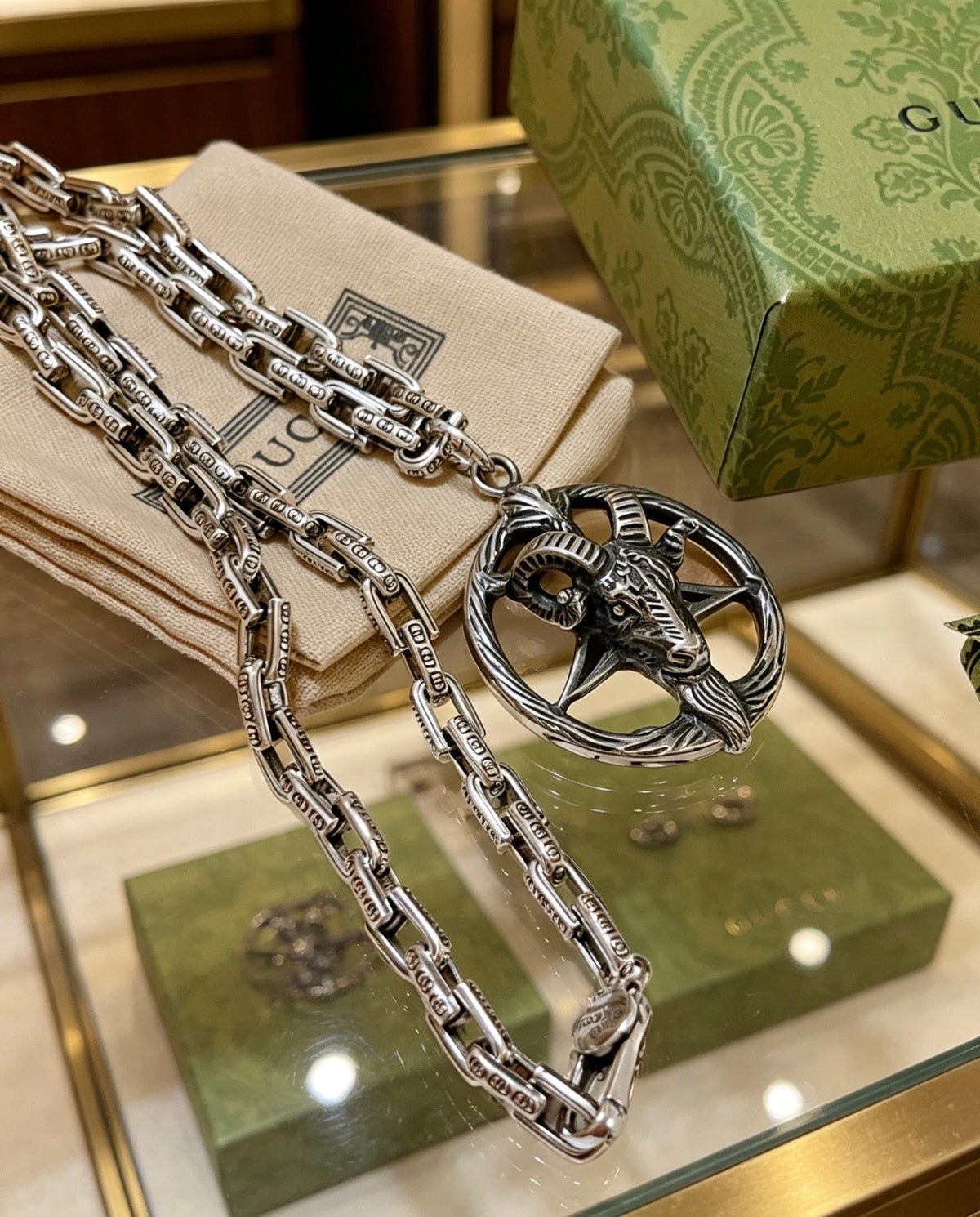 Gucci Anger Forest Chain Distressed Vintage Silver-Tone Necklace – Style 53 - image 8