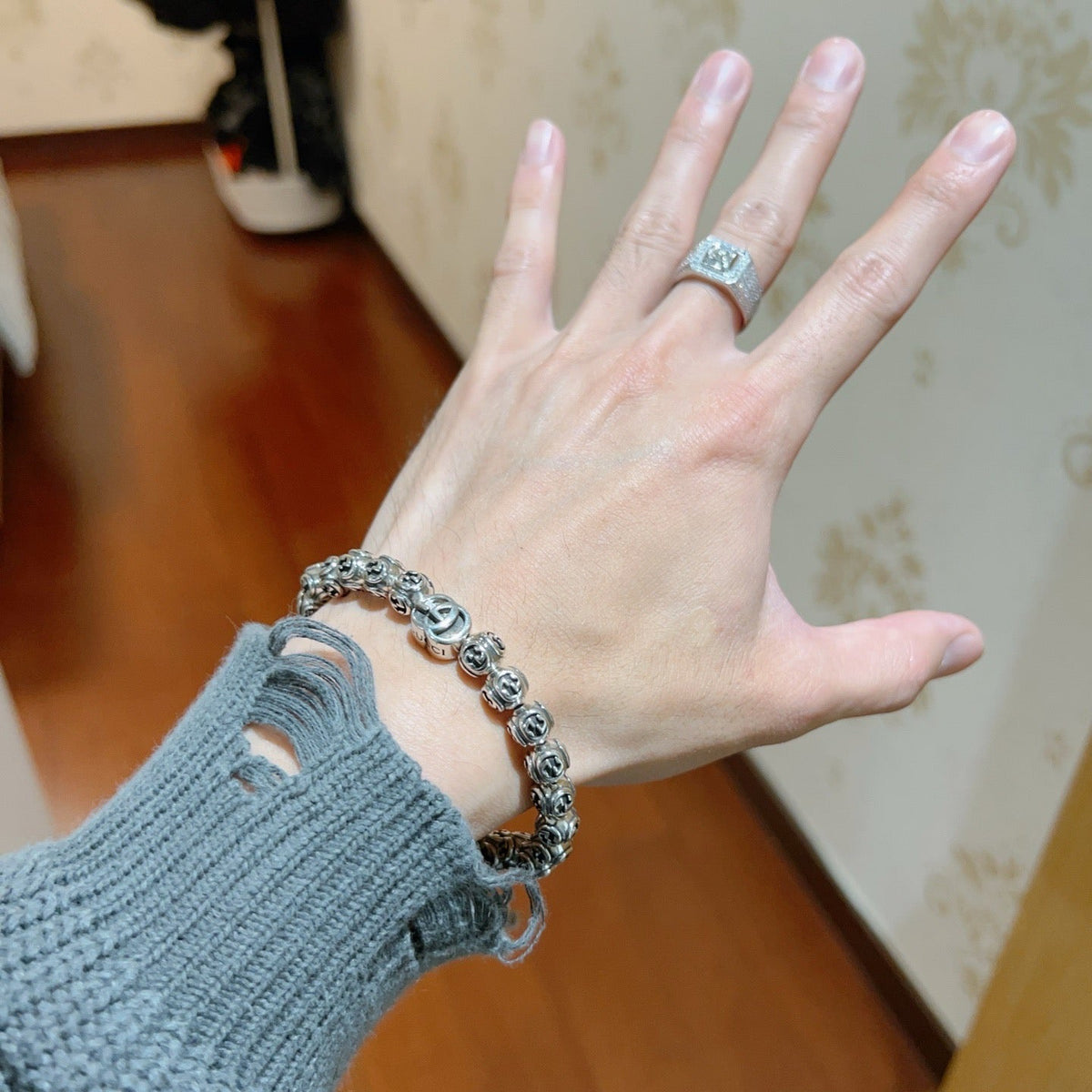 Gucci Anger Forest Distressed Unisex Bracelet – Style 12 - image 3