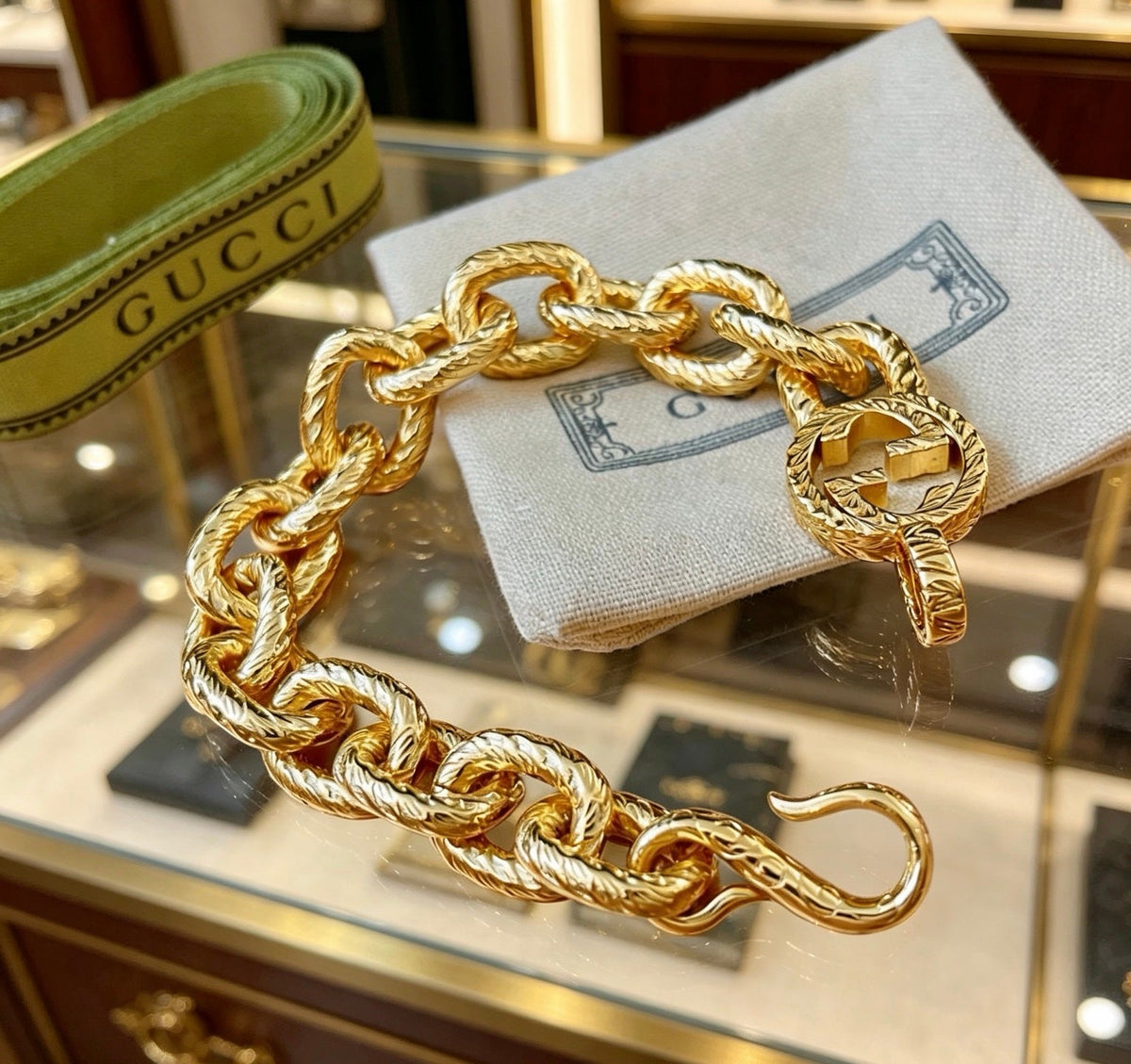 Gucci Unisex Bracelet – Style 58 - image 2
