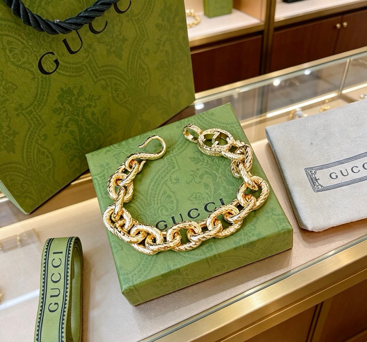 Gucci Unisex Bracelet – Style 58 - image 9