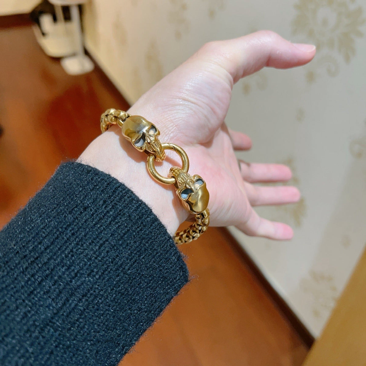 Gucci Unisex Bracelet – Style 41 - image 4