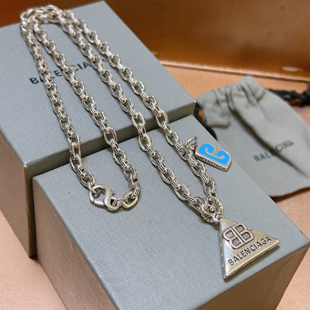 Balenciaga Vintage-Inspired Necklace – Style 48 - image 7