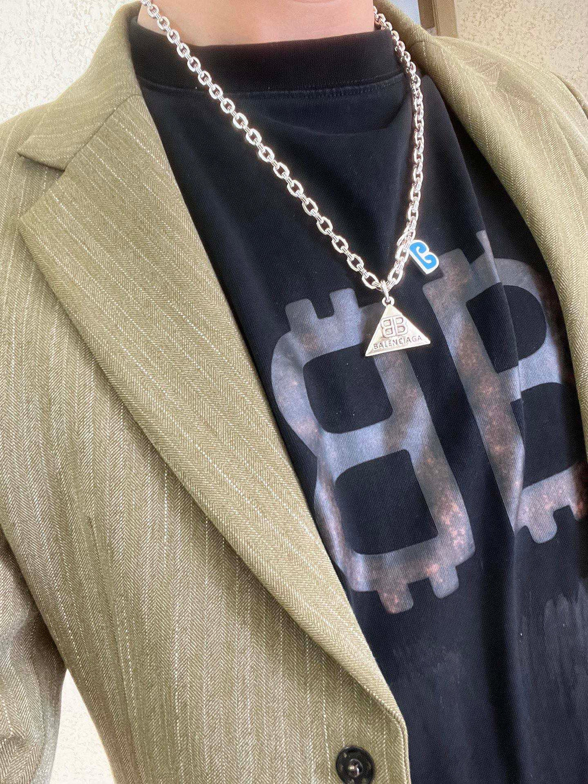Balenciaga Vintage-Inspired Necklace – Style 48 - image 6
