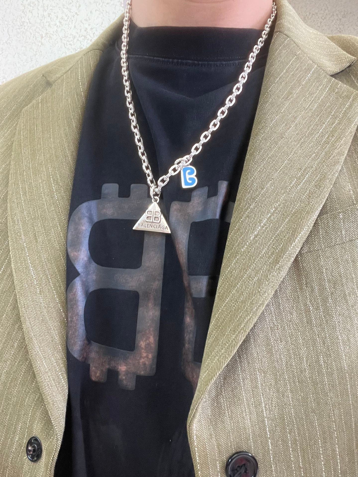 Balenciaga Vintage-Inspired Necklace – Style 48 - image 9