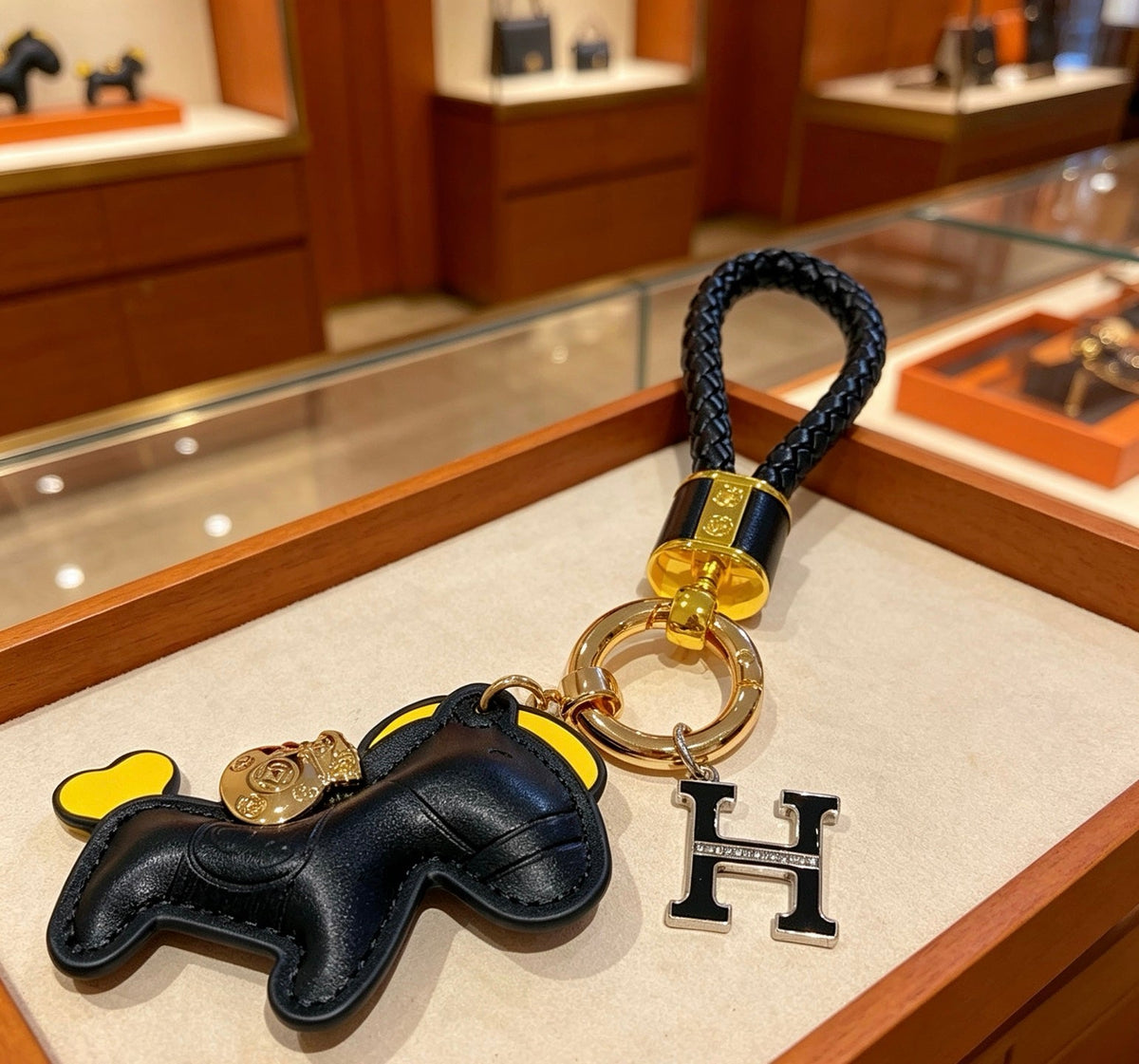 Hermès Unisex Keychain – Style 24 - image 1