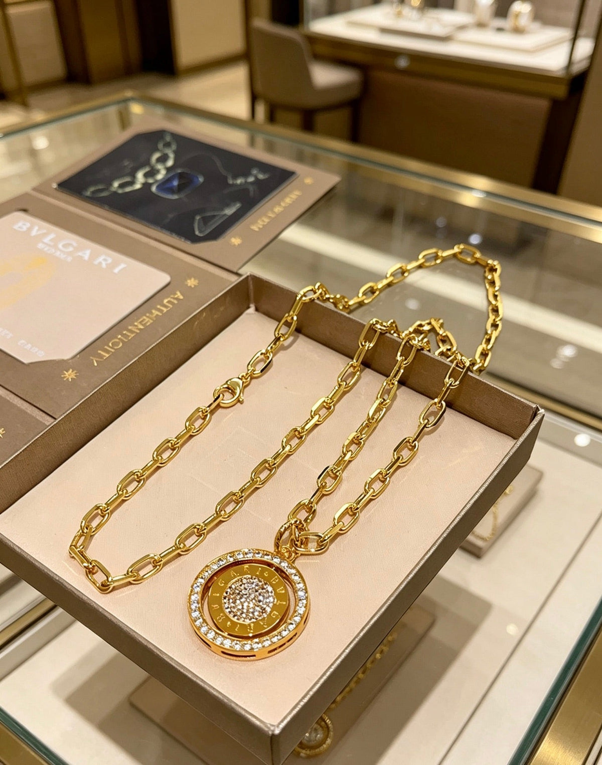 BVLGARI Divas' Dream V-Gold Tone Unisex Necklace – Style 63 - image 3