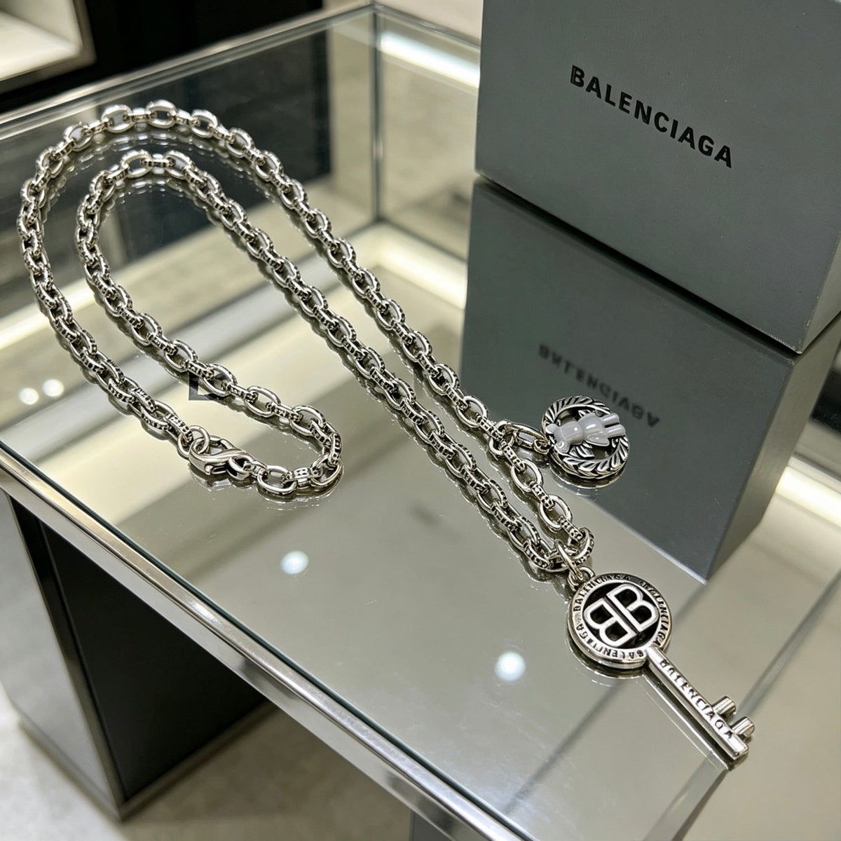 Balenciaga Vintage-Inspired Necklace – Style 38 - image 8