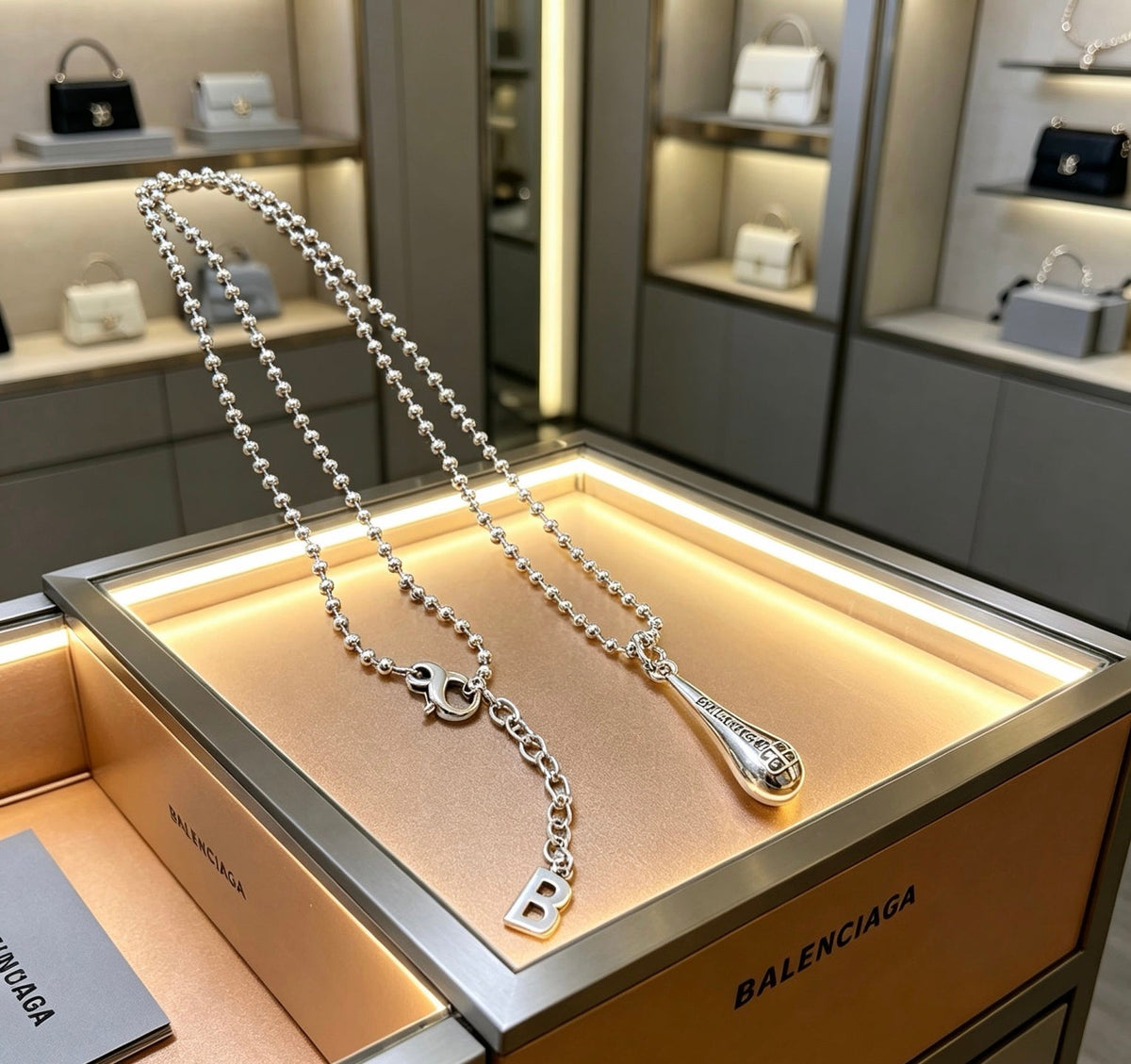 Balenciaga Vintage-Inspired Necklace – Style 12 - image 2