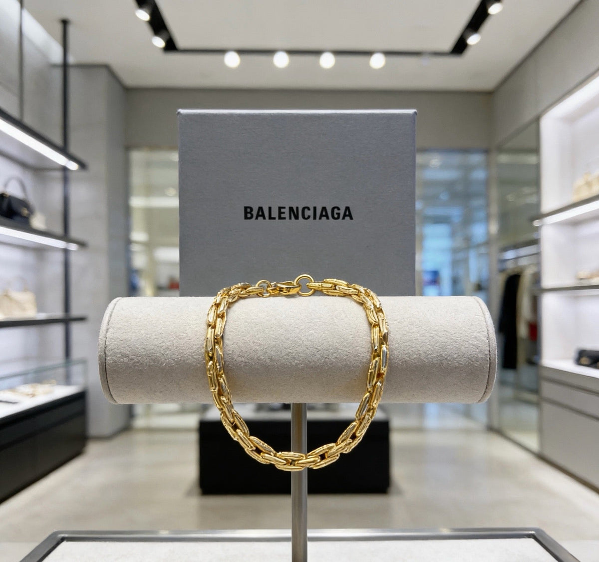 Balenciaga Unisex Bracelet – Style 13 - image 7
