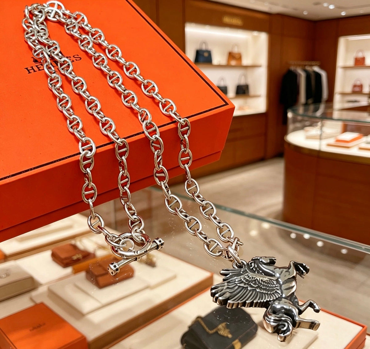 Hermès Toggle Link Necklace – Style 09 - image 2