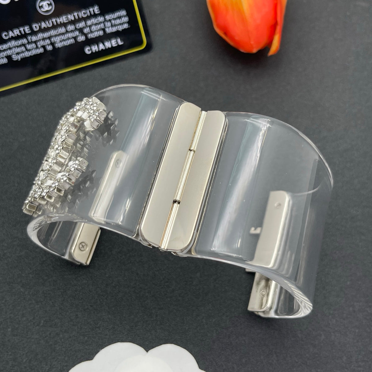 Chanel style acrylic resin bracelets - product photo 5