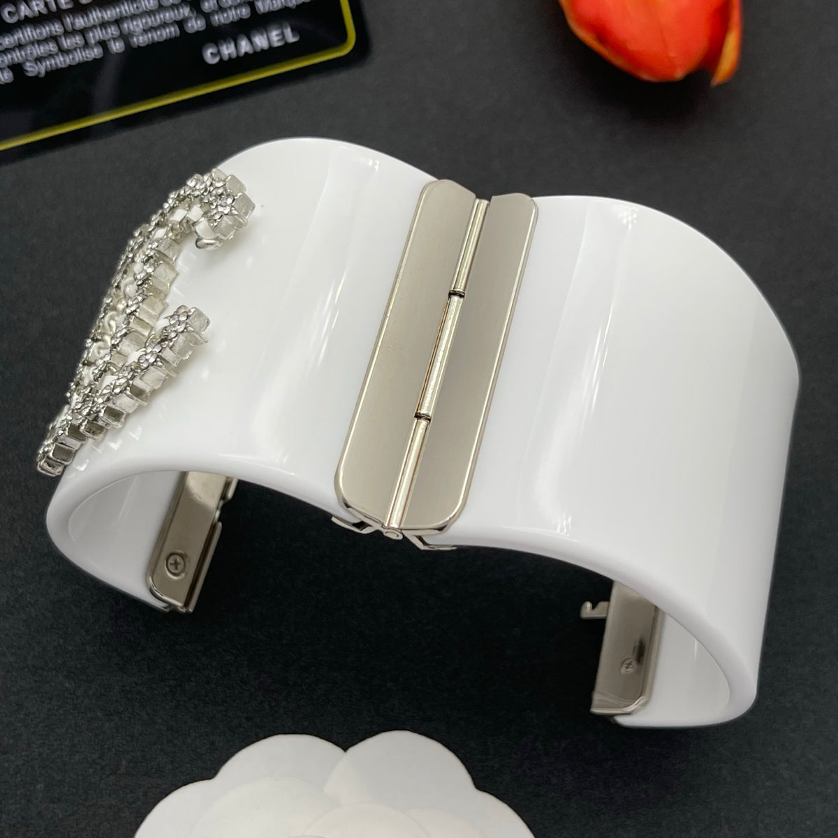 Chanel style acrylic resin bracelets - product photo 5