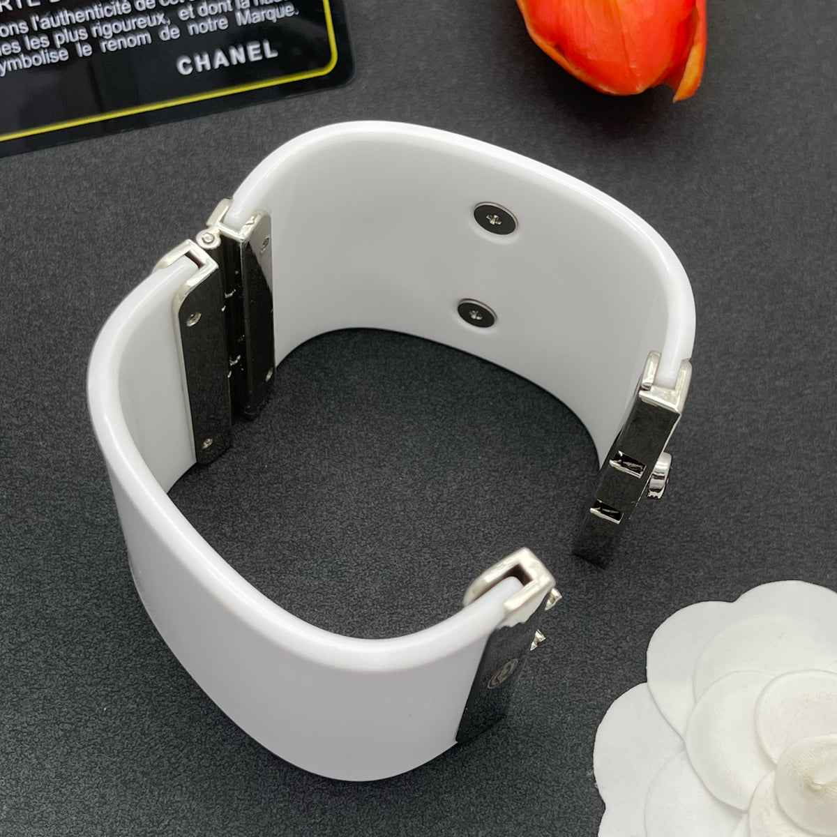 Chanel style acrylic resin bracelets - product photo 6