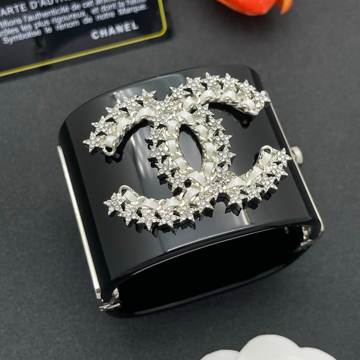 Chanel style acrylic resin bracelets - product photo 2