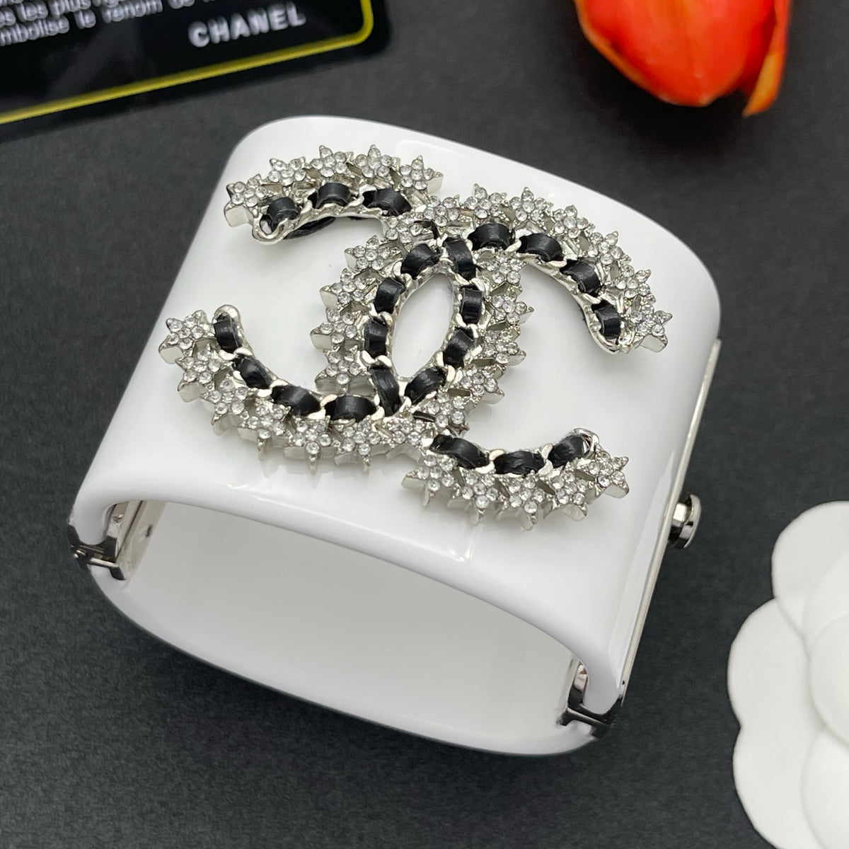 Chanel style acrylic resin bracelets - product photo 3