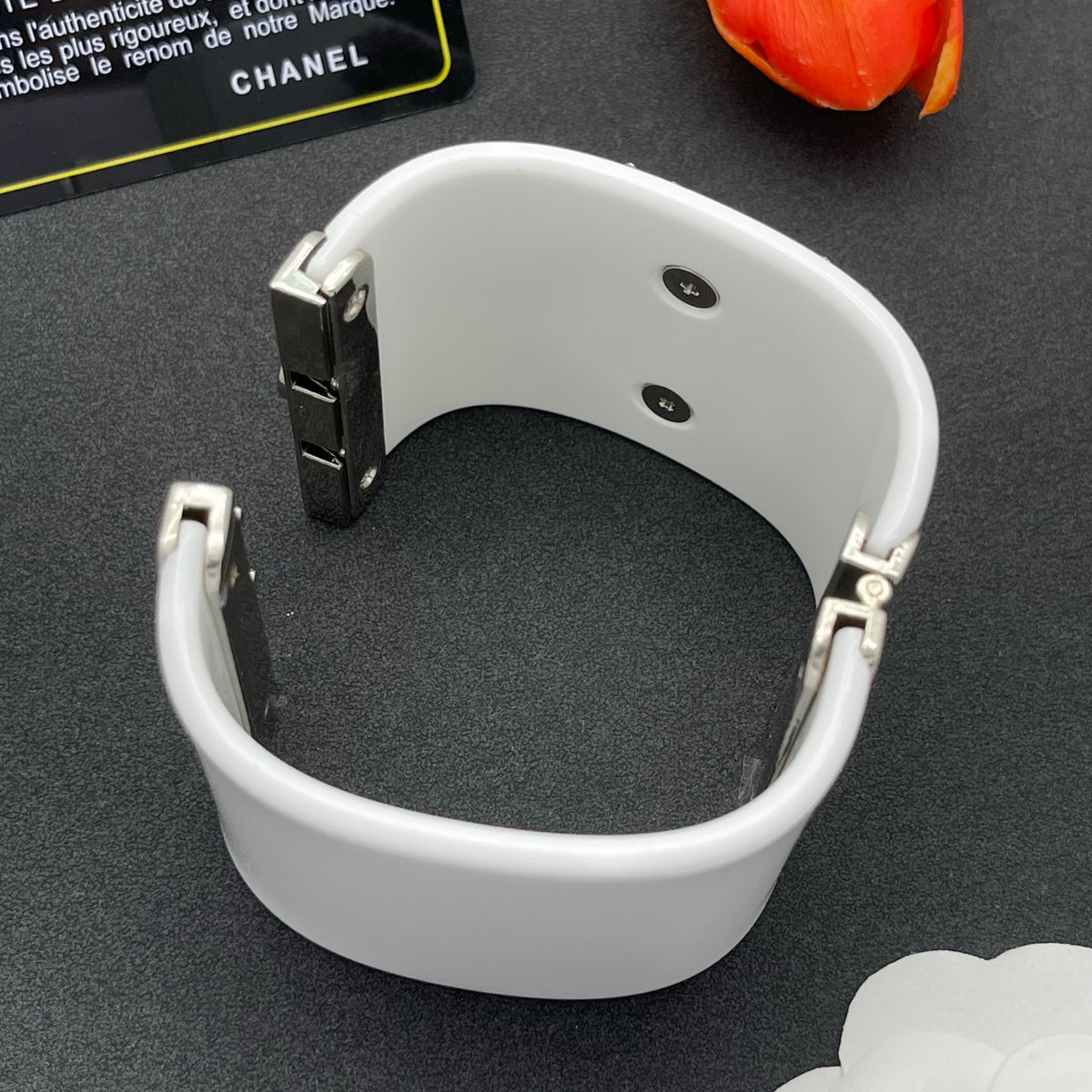 Chanel style acrylic resin bracelets - product photo 6