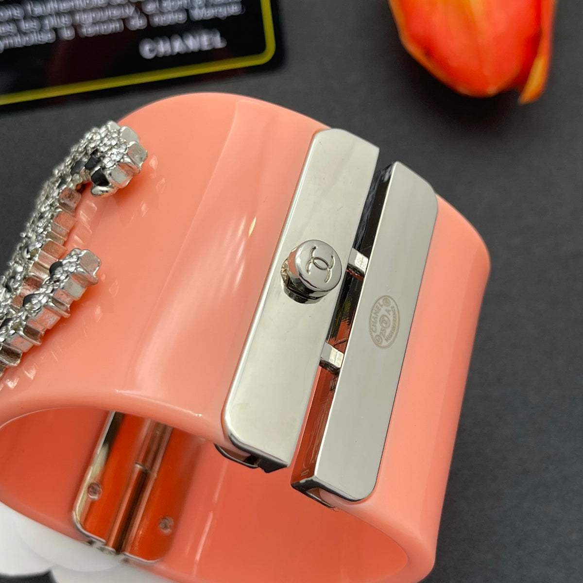 Chanel style acrylic resin bracelets - product photo 7