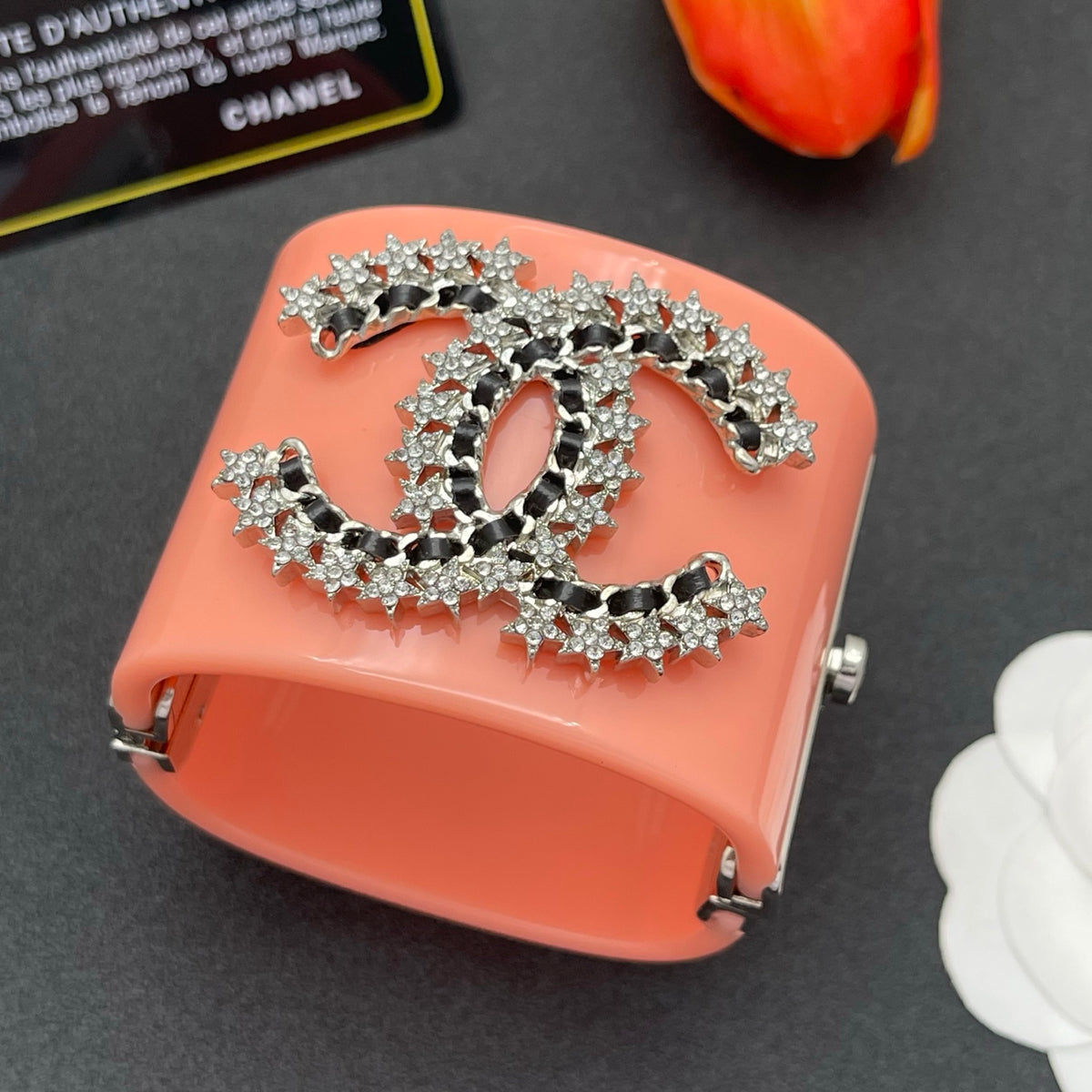 Chanel style acrylic resin bracelets - product photo 3