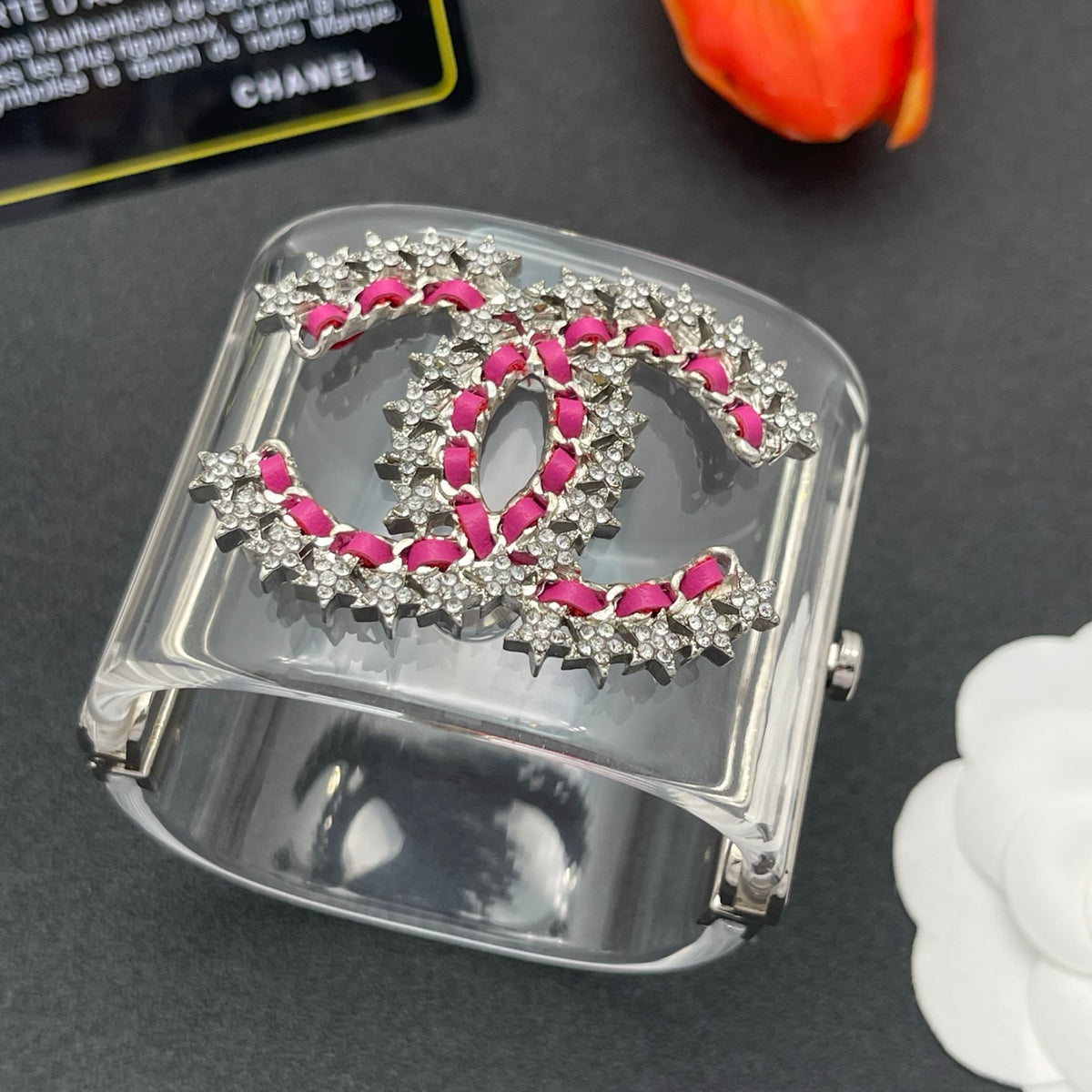 Chanel style acrylic resin bracelets - product photo 3