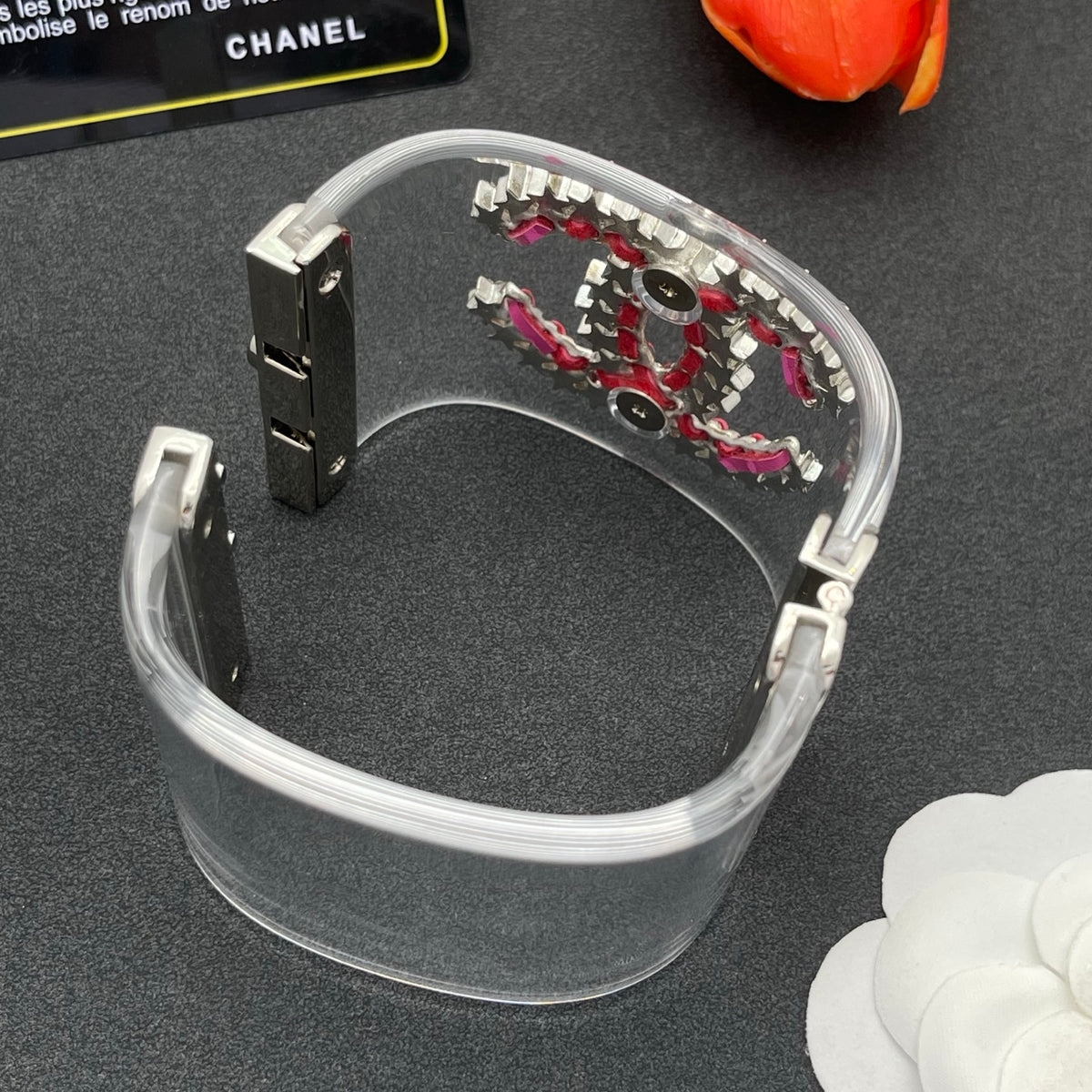 Chanel style acrylic resin bracelets - product photo 6