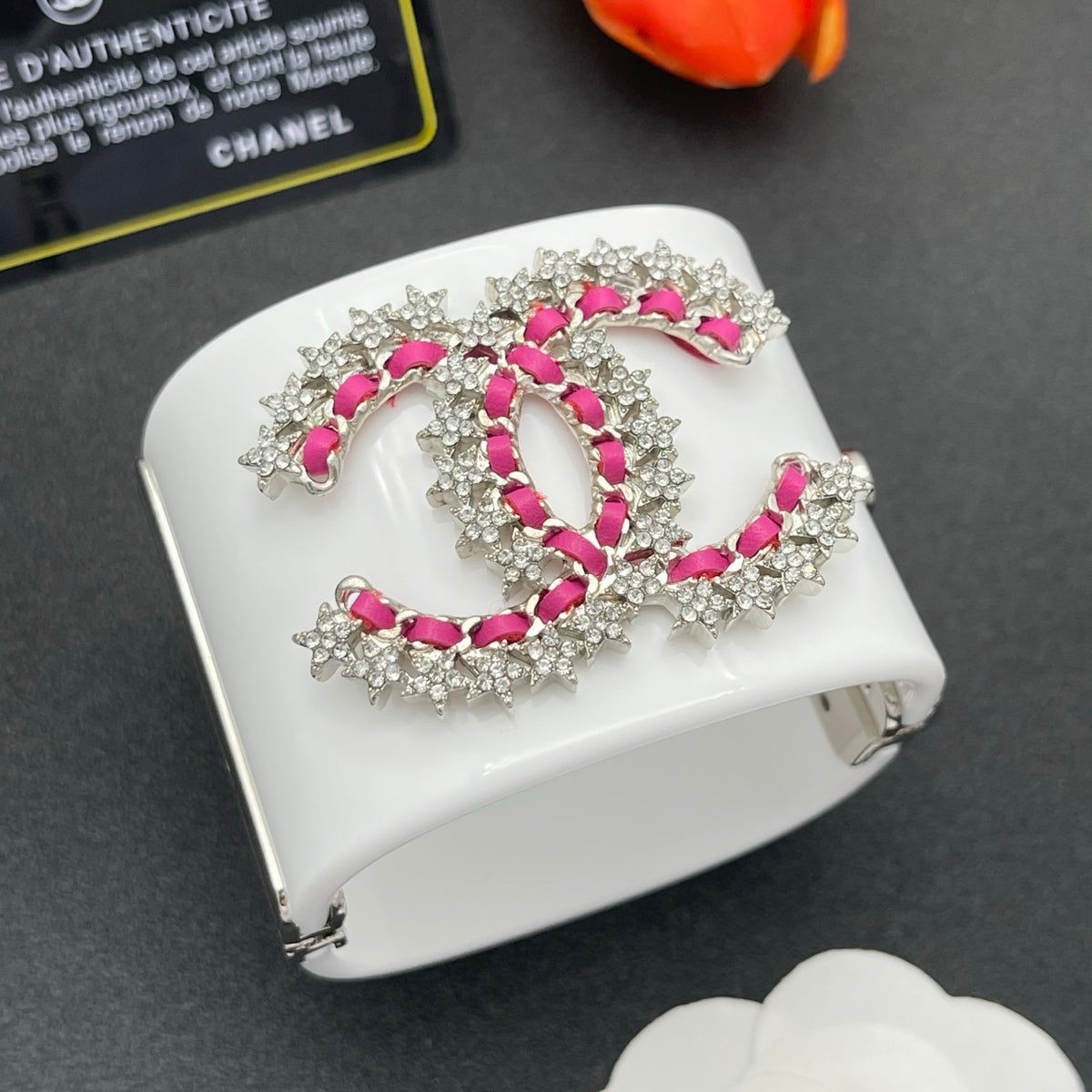 Chanel style acrylic resin bracelets - product photo 2