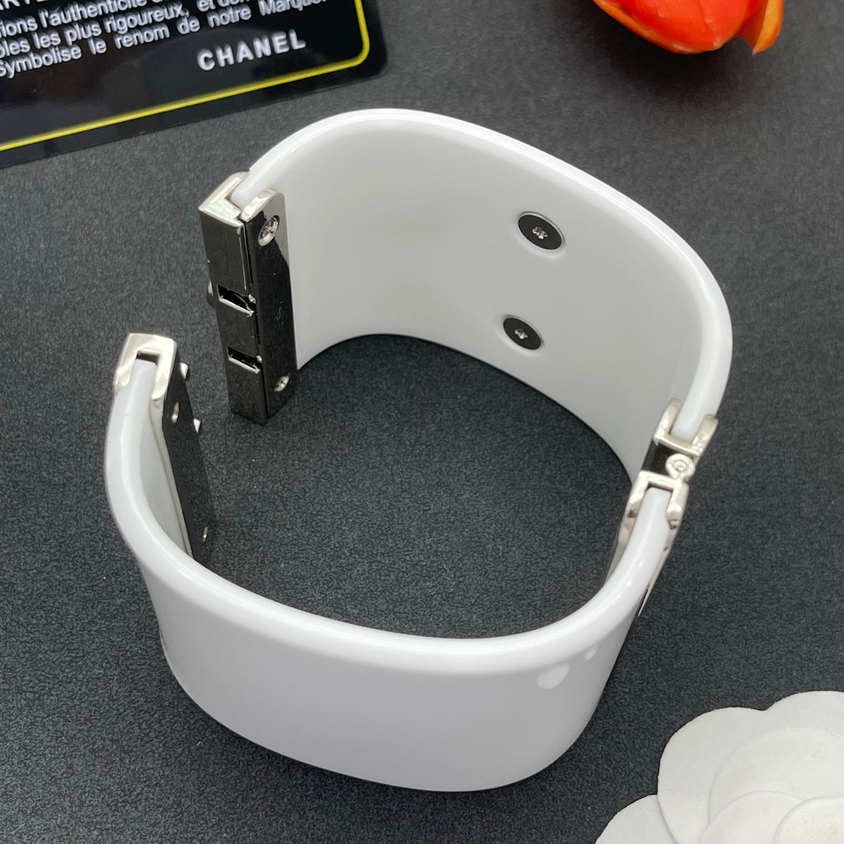 Chanel style acrylic resin bracelets - product photo 6