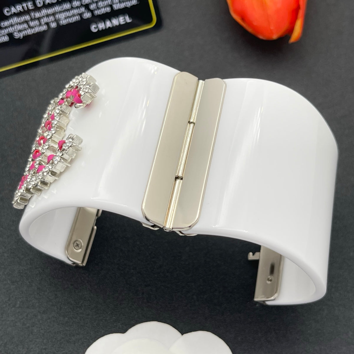 Chanel style acrylic resin bracelets - product photo 5