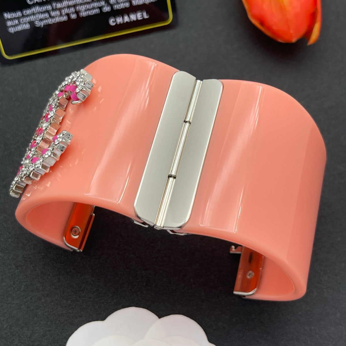 Chanel style acrylic resin bracelets - product photo 5
