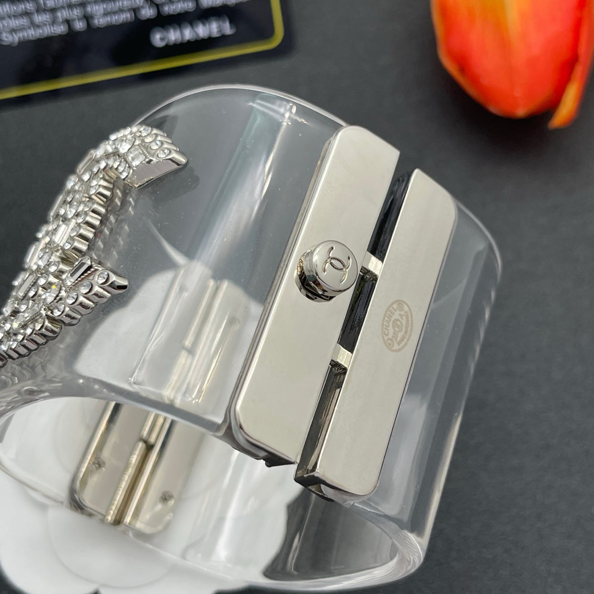 Chanel style acrylic resin bracelets - product photo 7