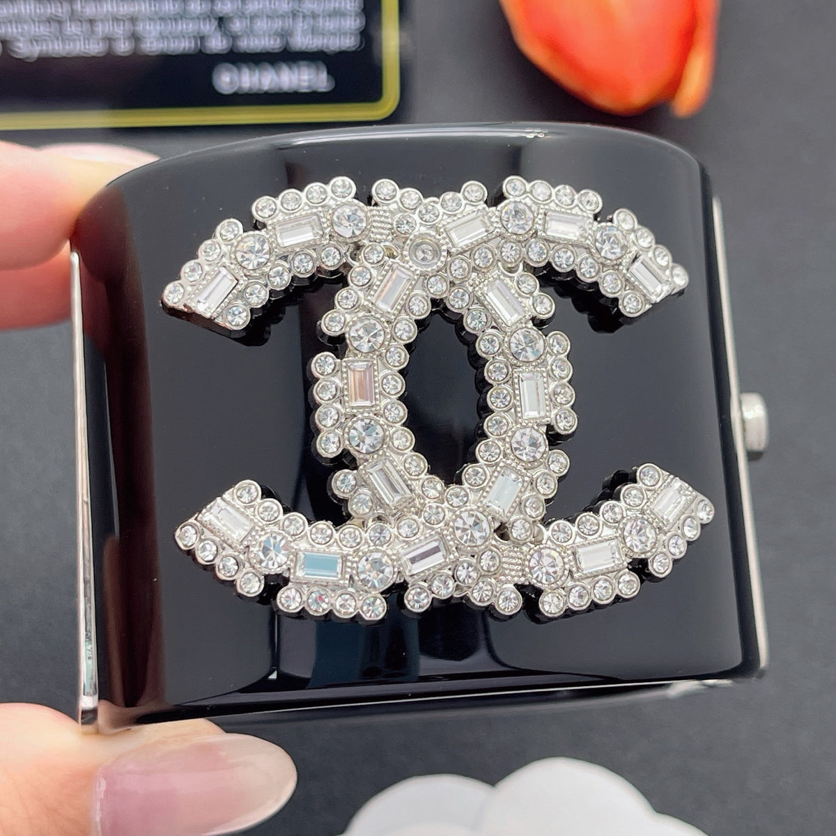 Chanel style acrylic resin bracelets - product photo 1