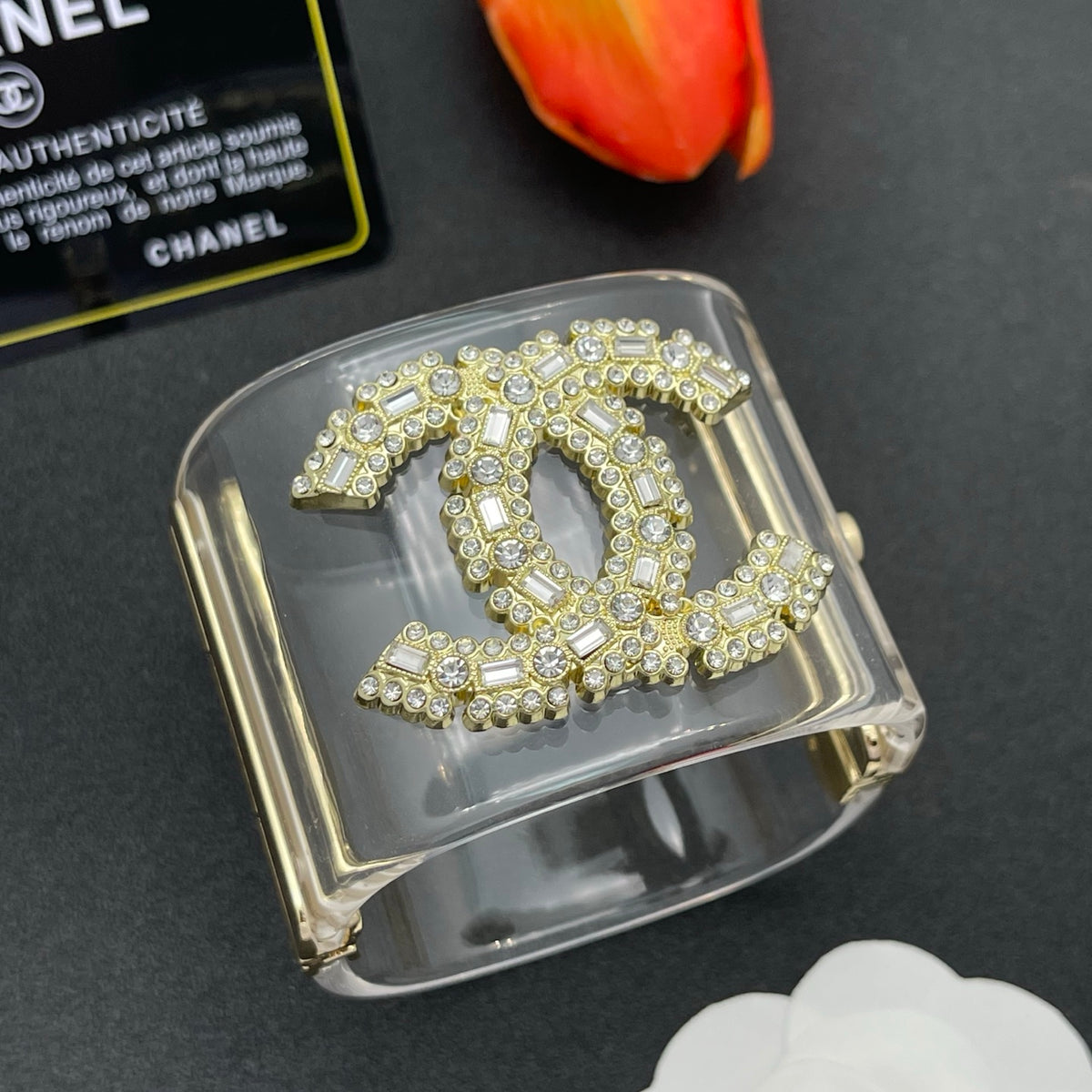 Chanel style acrylic resin bracelets - product photo 2