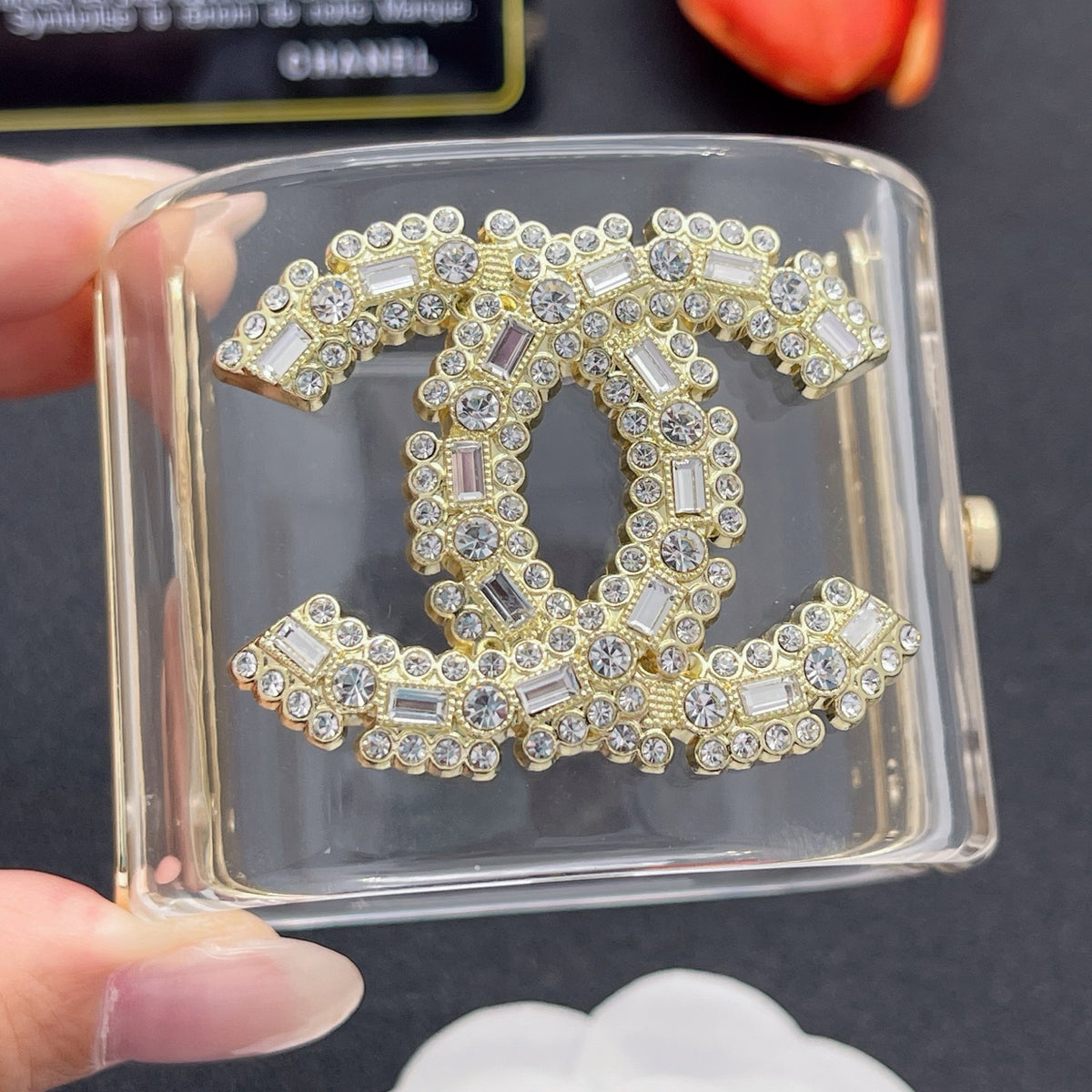 Chanel style acrylic resin bracelets - product photo 1