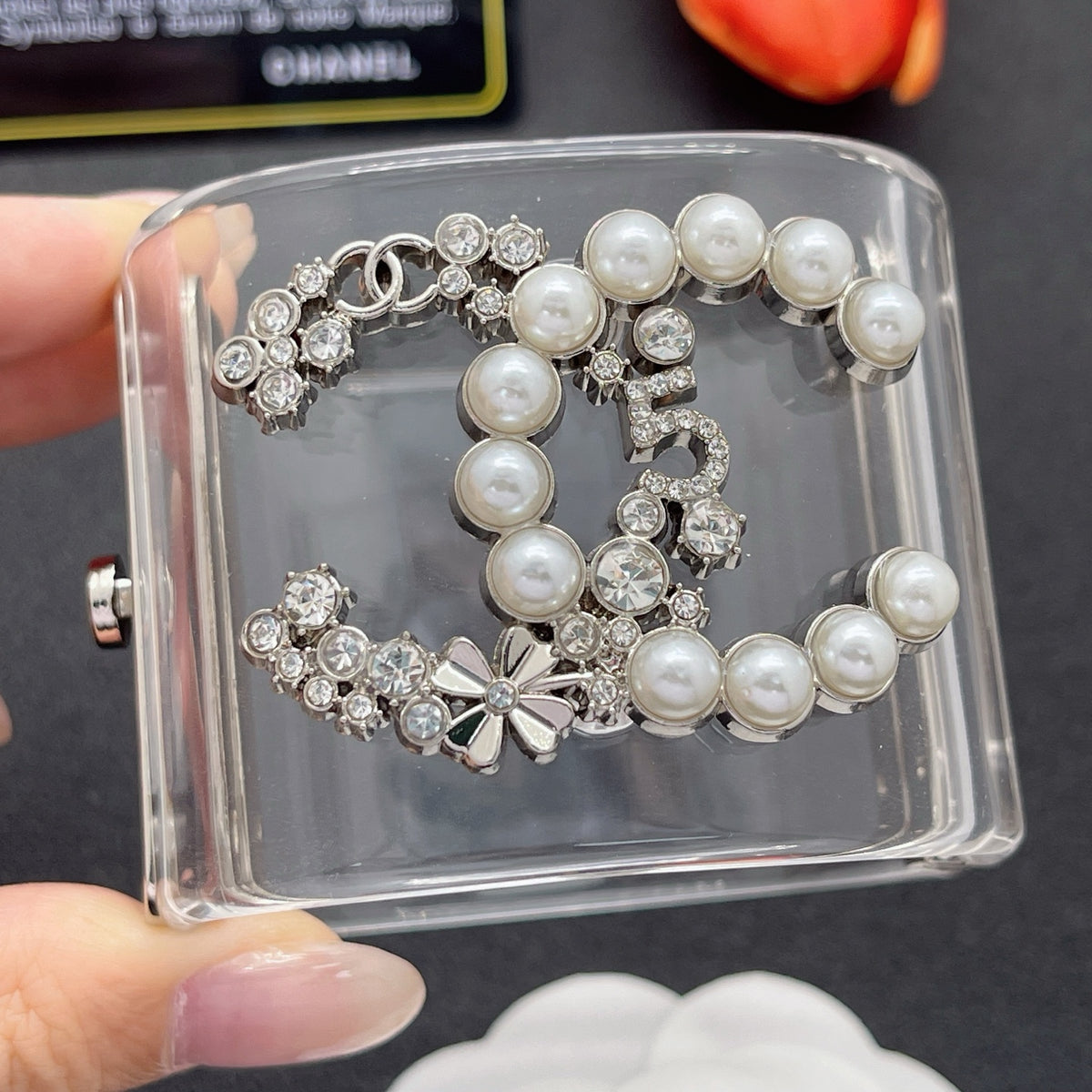 Chanel style acrylic resin bracelets - product photo 1