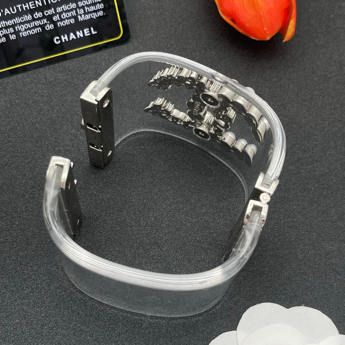 Chanel style acrylic resin bracelets - product photo 6