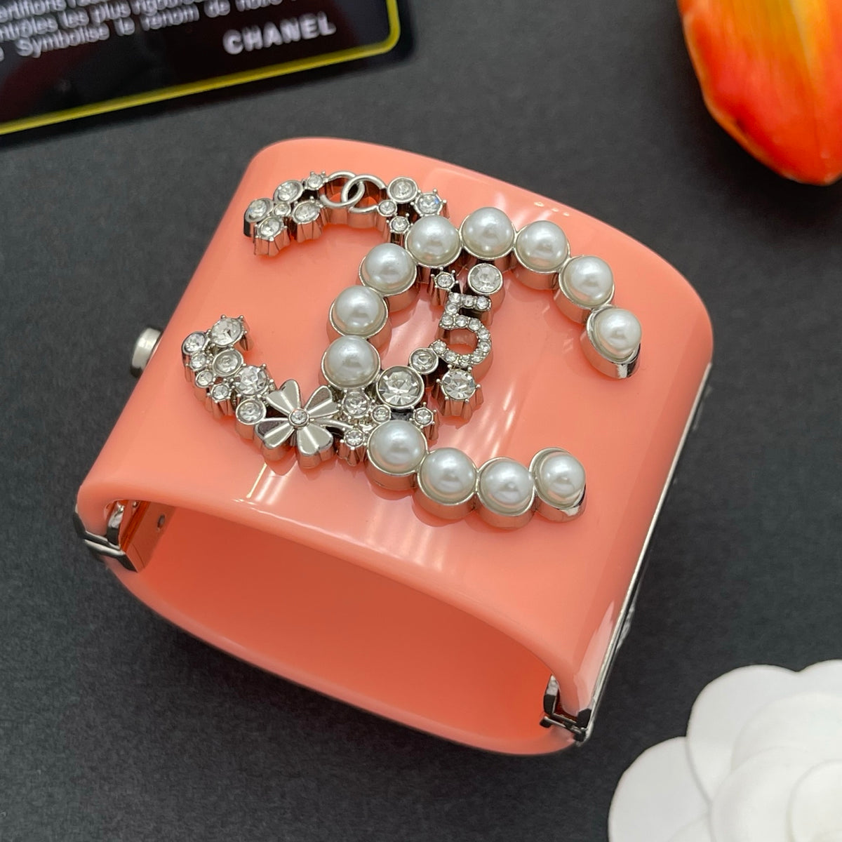 Chanel style acrylic resin bracelets - product photo 3