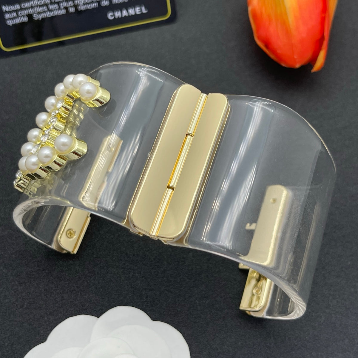 Chanel style acrylic resin bracelets - product photo 5