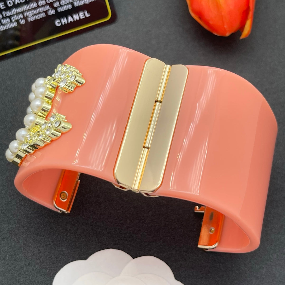 Chanel style acrylic resin bracelets - product photo 5