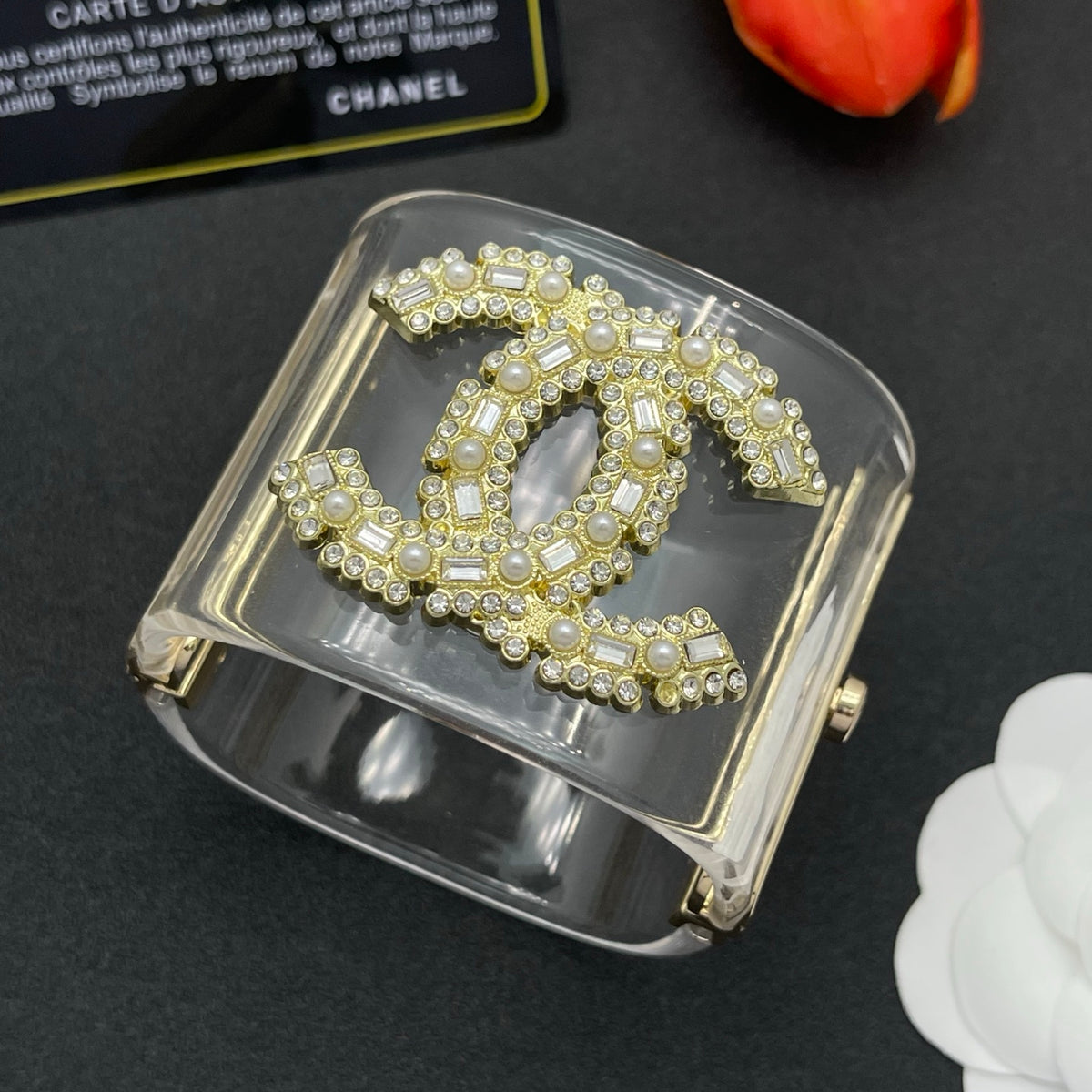 Chanel style acrylic resin bracelets - product photo 3