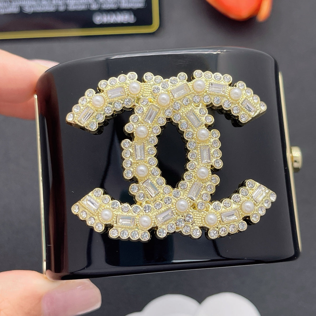 Chanel style acrylic resin bracelets - product photo 1