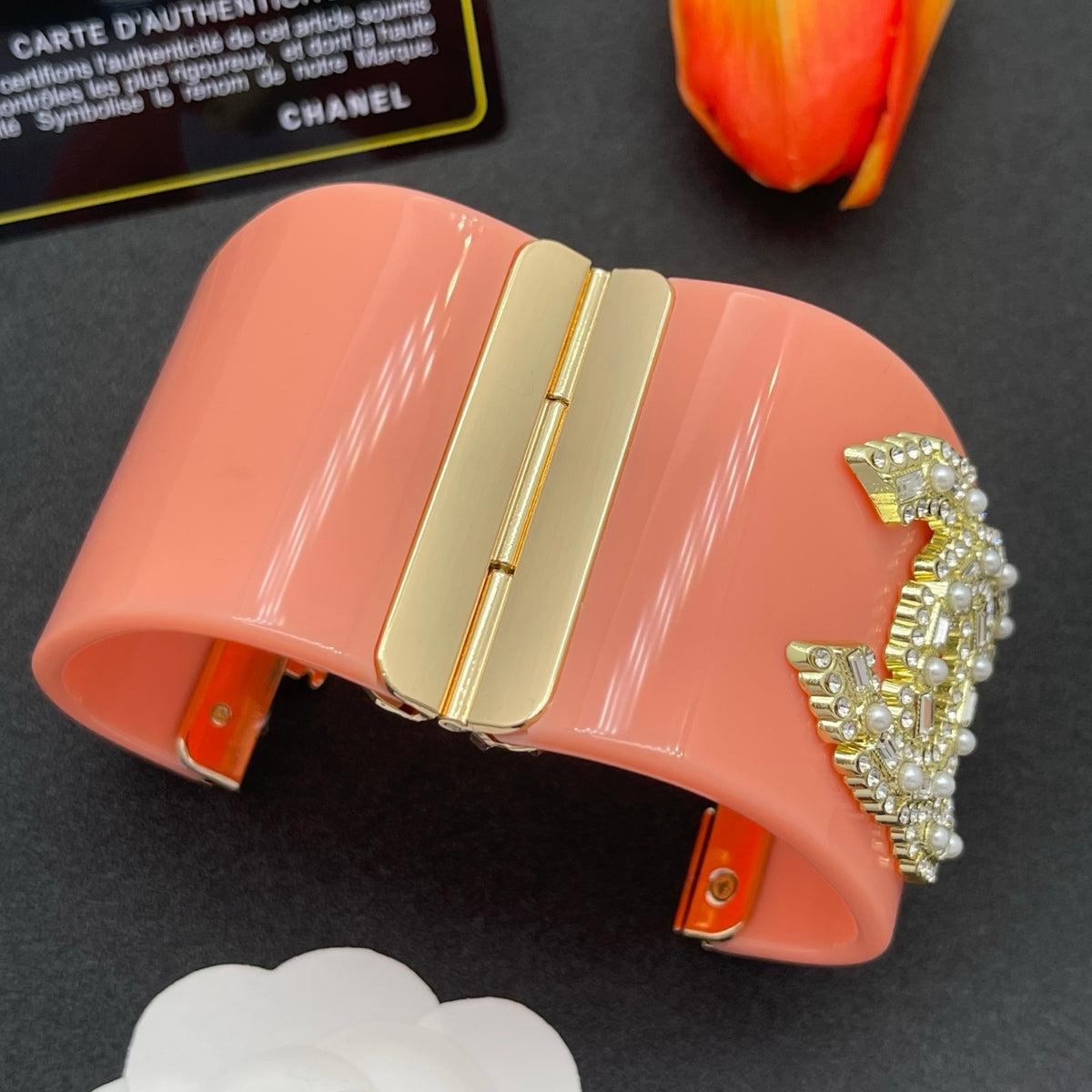 Chanel style acrylic resin bracelets - product photo 5