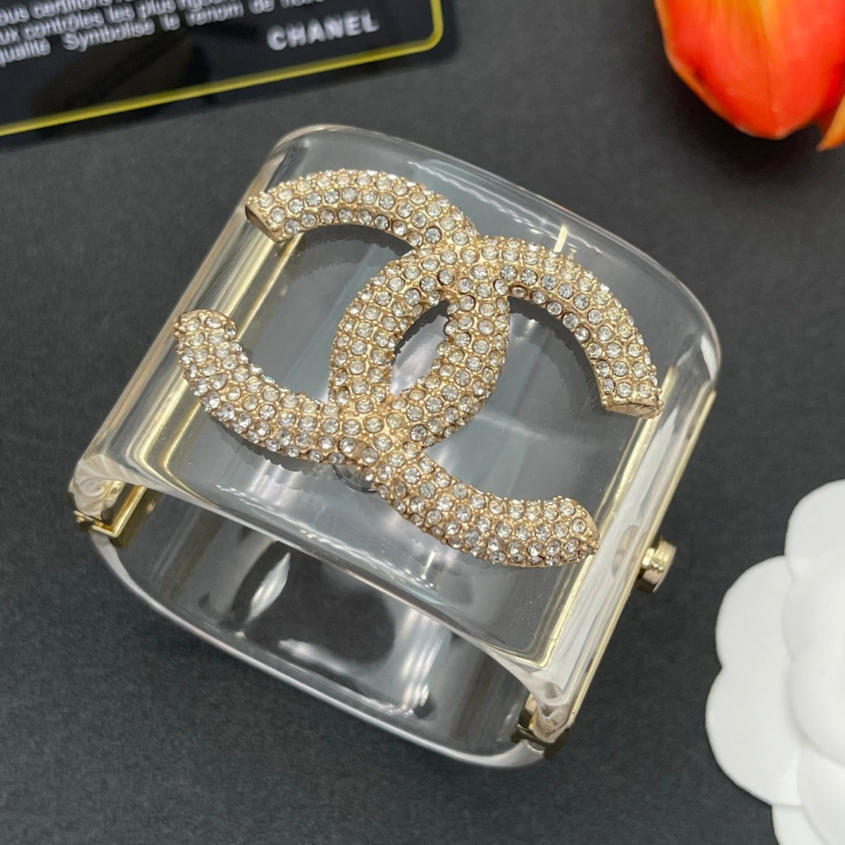 Chanel style acrylic resin bracelets - product photo 3