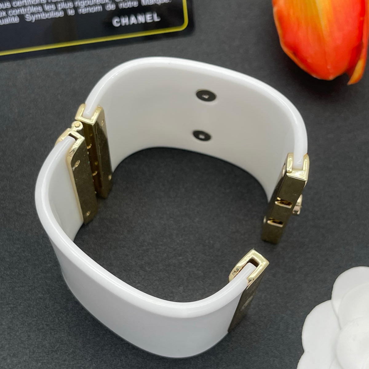 Chanel style acrylic resin bracelets - product photo 6