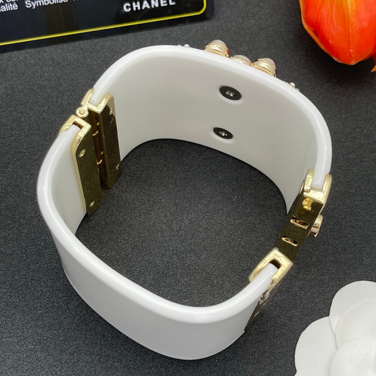Chanel style acrylic resin bracelets - product photo 6