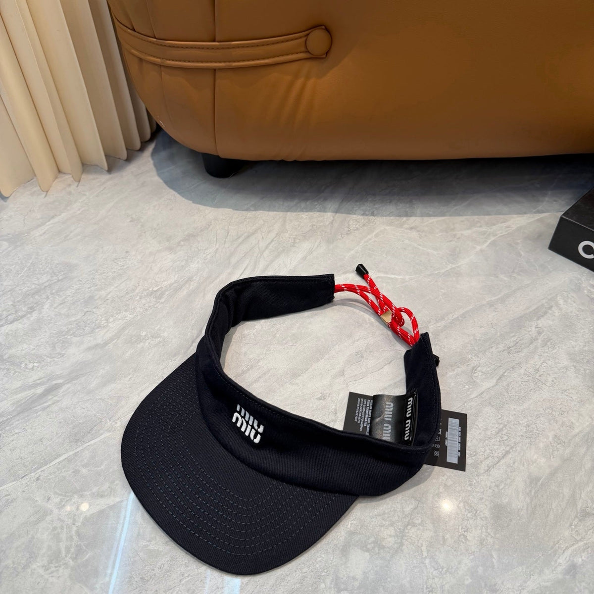 Visor - image 5