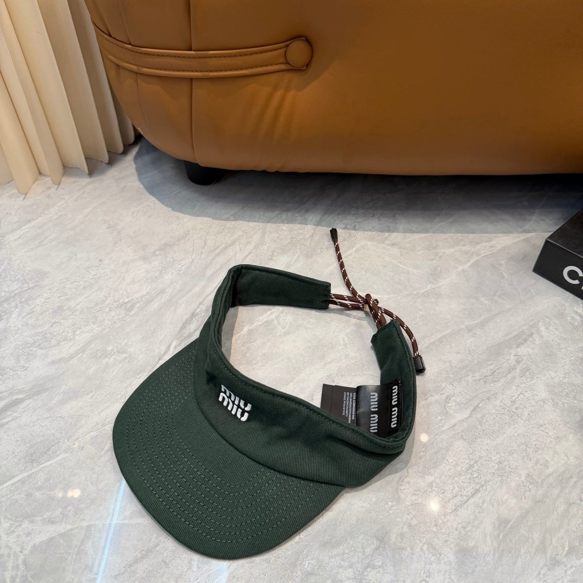 Visor - image 5