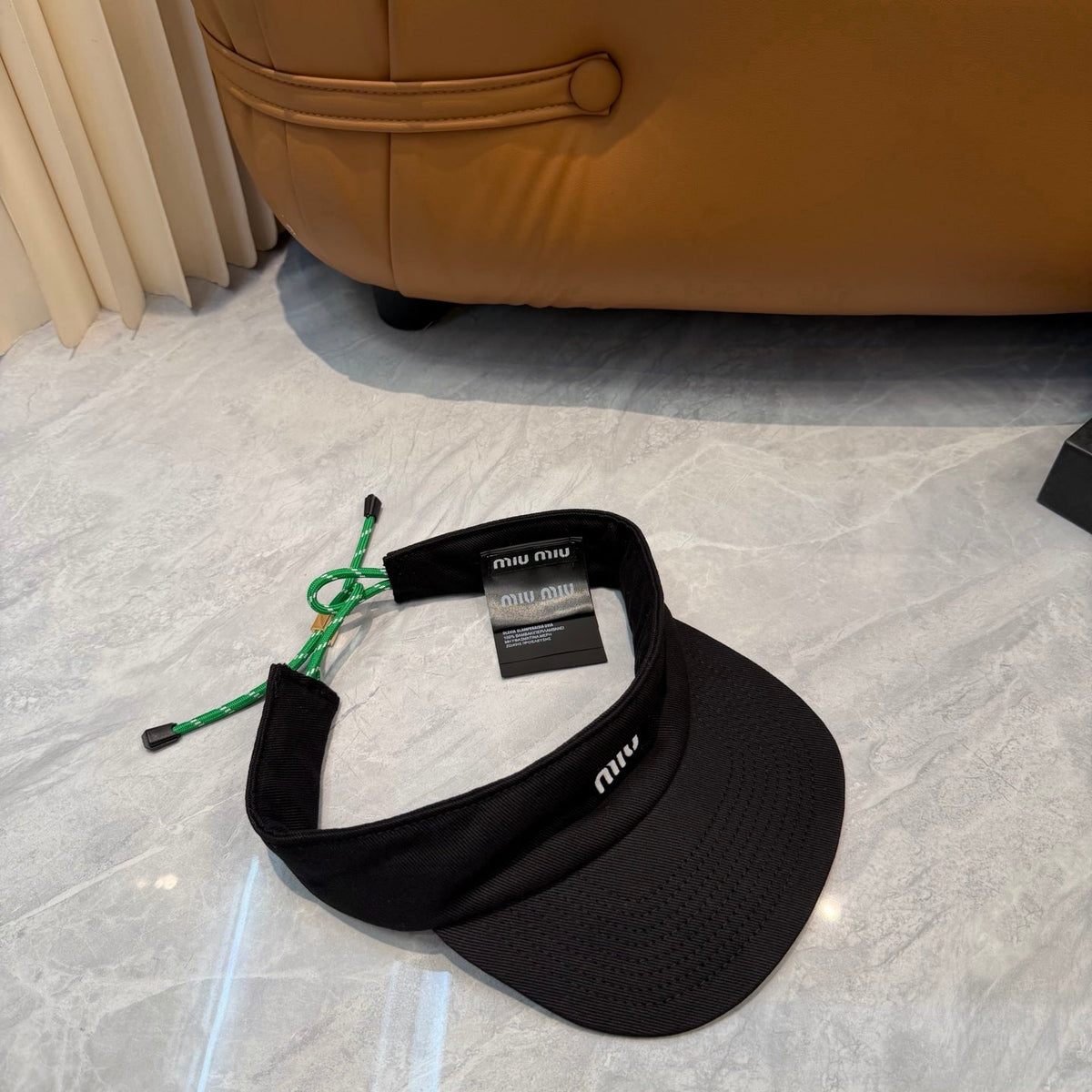 Visor - image 3