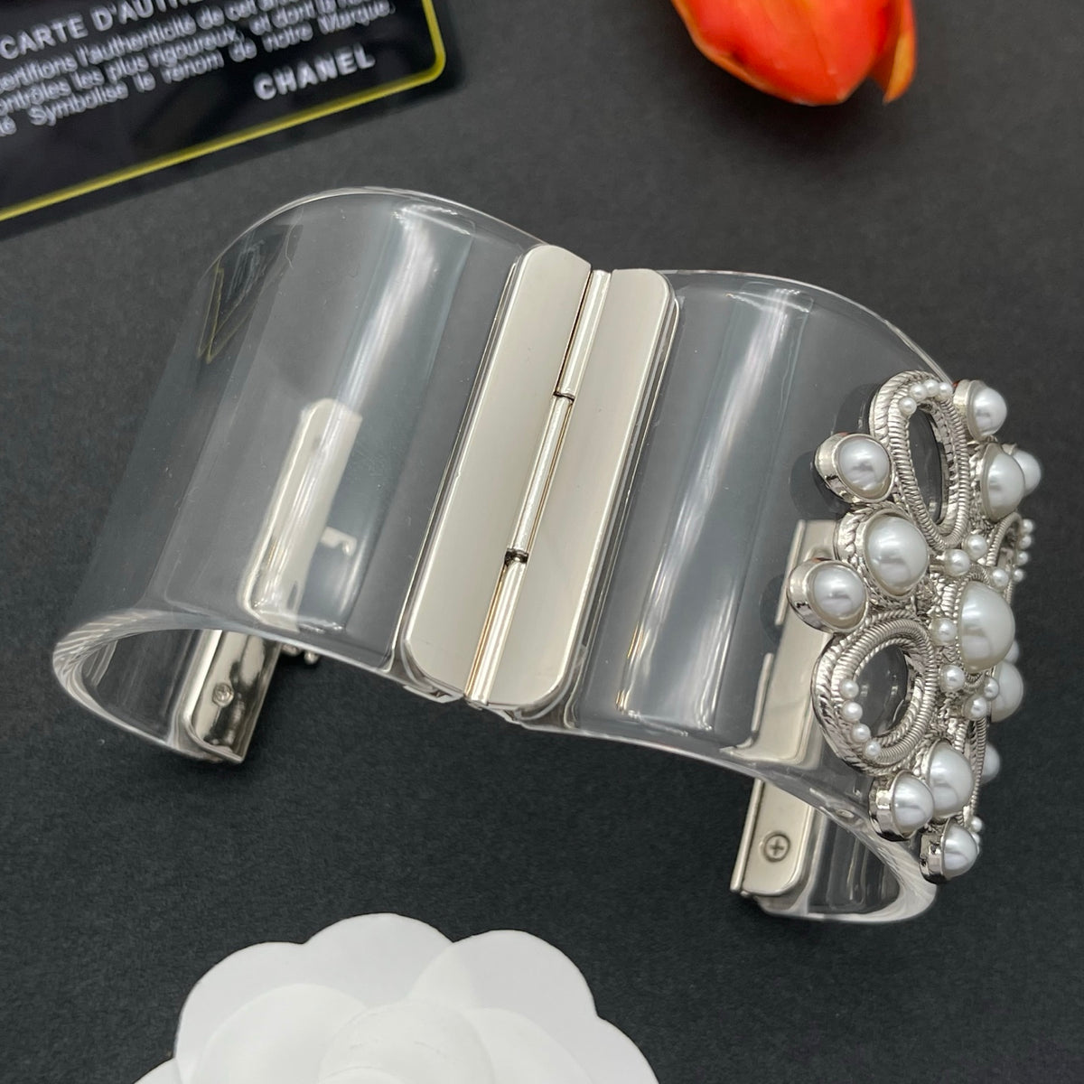 Chanel style acrylic resin bracelets - product photo 5