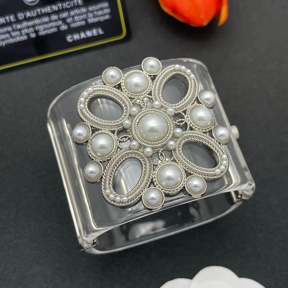 Chanel style acrylic resin bracelets - product photo 2