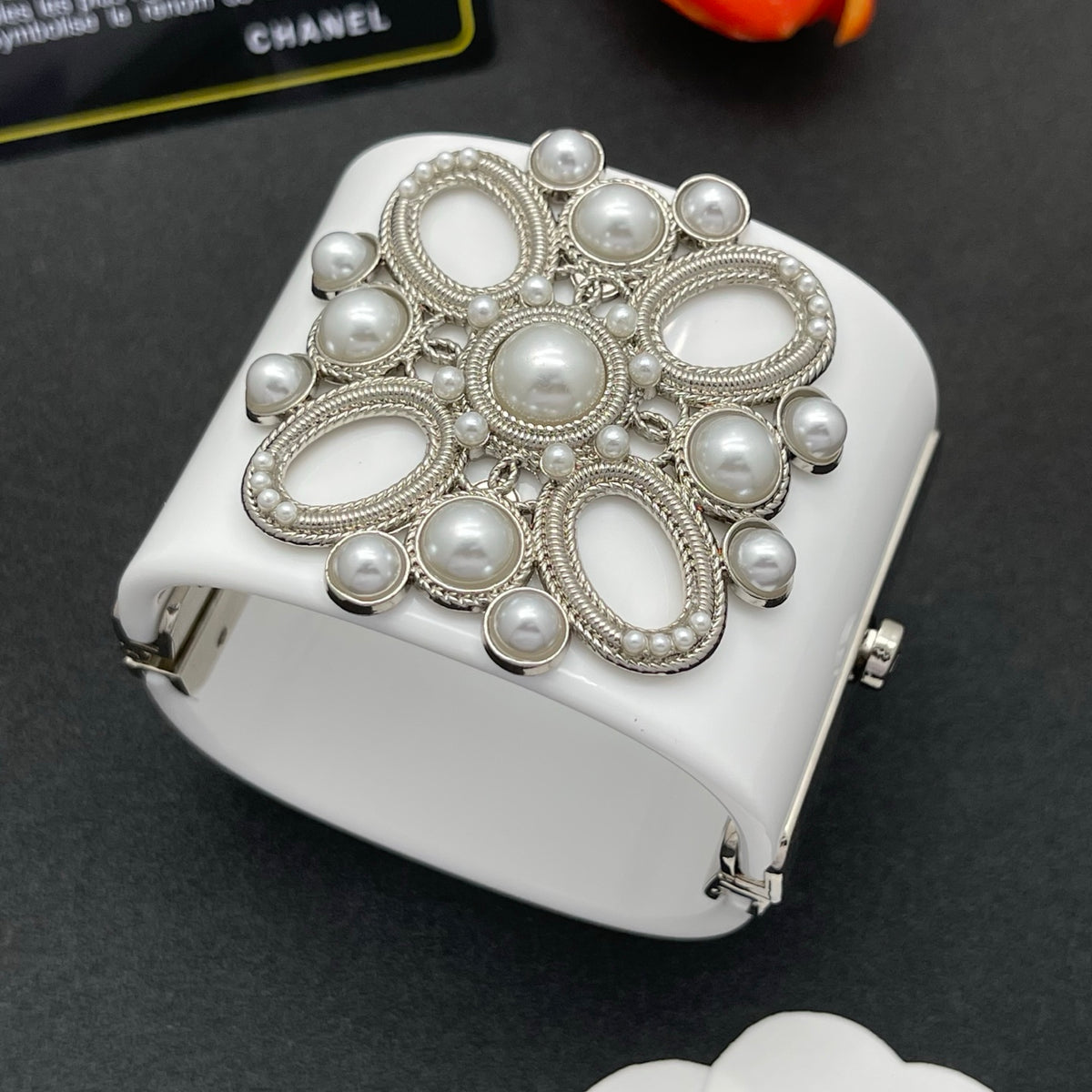 Chanel style acrylic resin bracelets - product photo 3